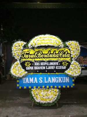 Papan Bunga Duka di Bina